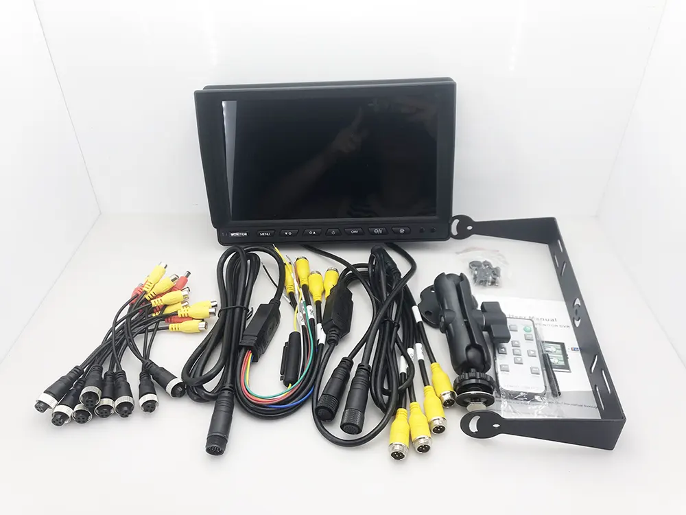 Écran partagé 1 2 3 4 5 6 7 8 Moniteur d'entrée vidéo de caméra de canal, enregistreur DVR CVBS AHD pour voiture et camion, VCAN1738 24 Split screen 1 2 3 4 5 6 7 8 channel camera video input monitor CVBS AHD DVR recorder for car truck use VCAN1738