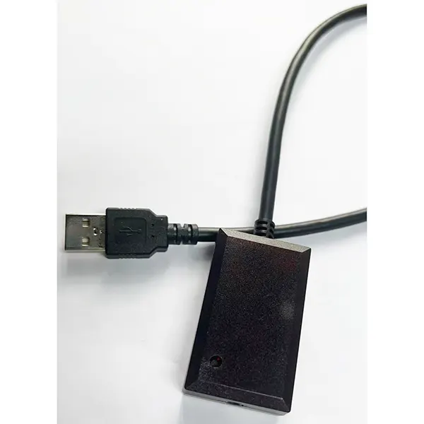 Mercedes-Benz-USB-to-AUX-audio-converter-box