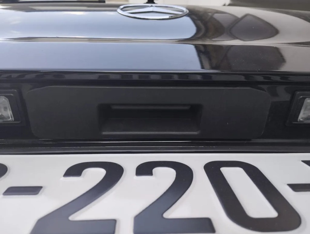 Android media player and rearview camera for Mercedes-Benz